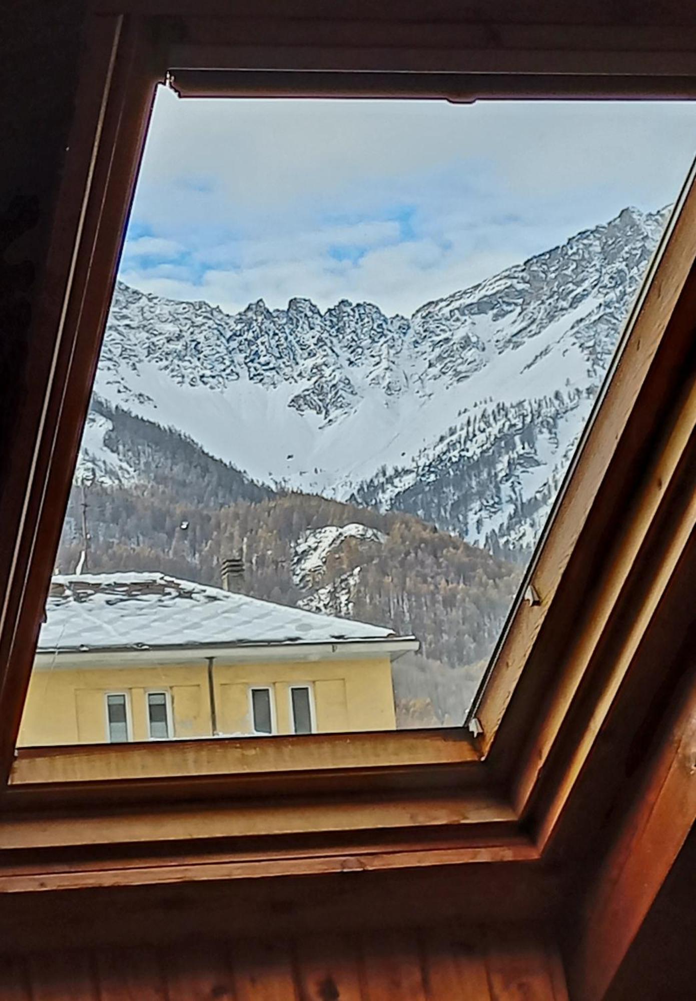 Apartament Mansarda Bardonecchia Zewnętrze zdjęcie